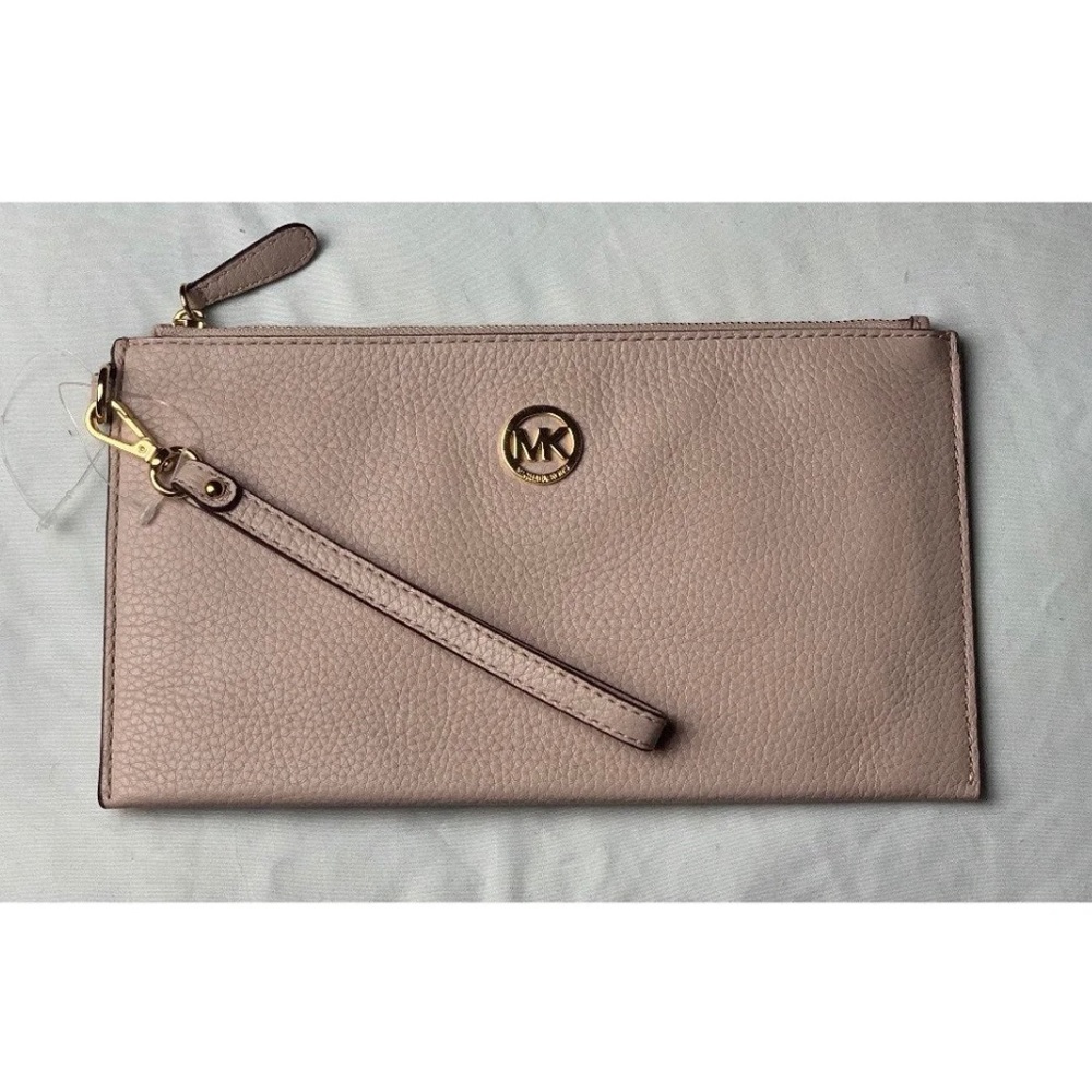 Michael Kors Wristlet